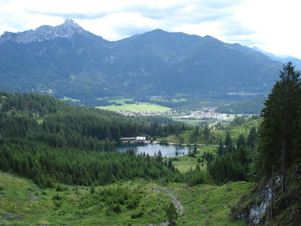 Haus Gebhard Lägenhet Reutte Exteriör bild