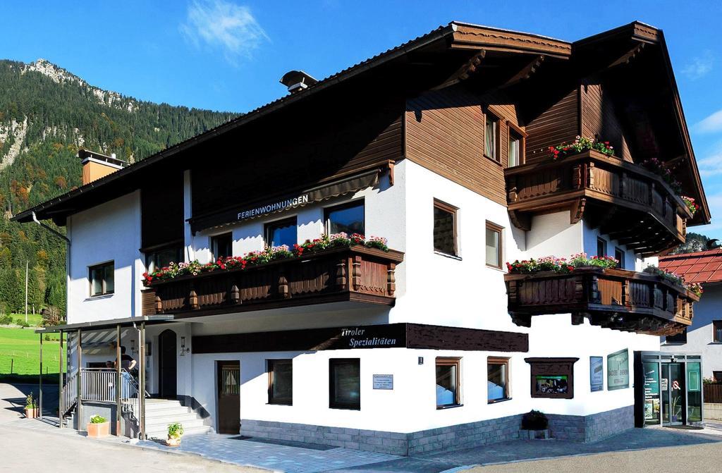 Haus Gebhard Lägenhet Reutte Exteriör bild