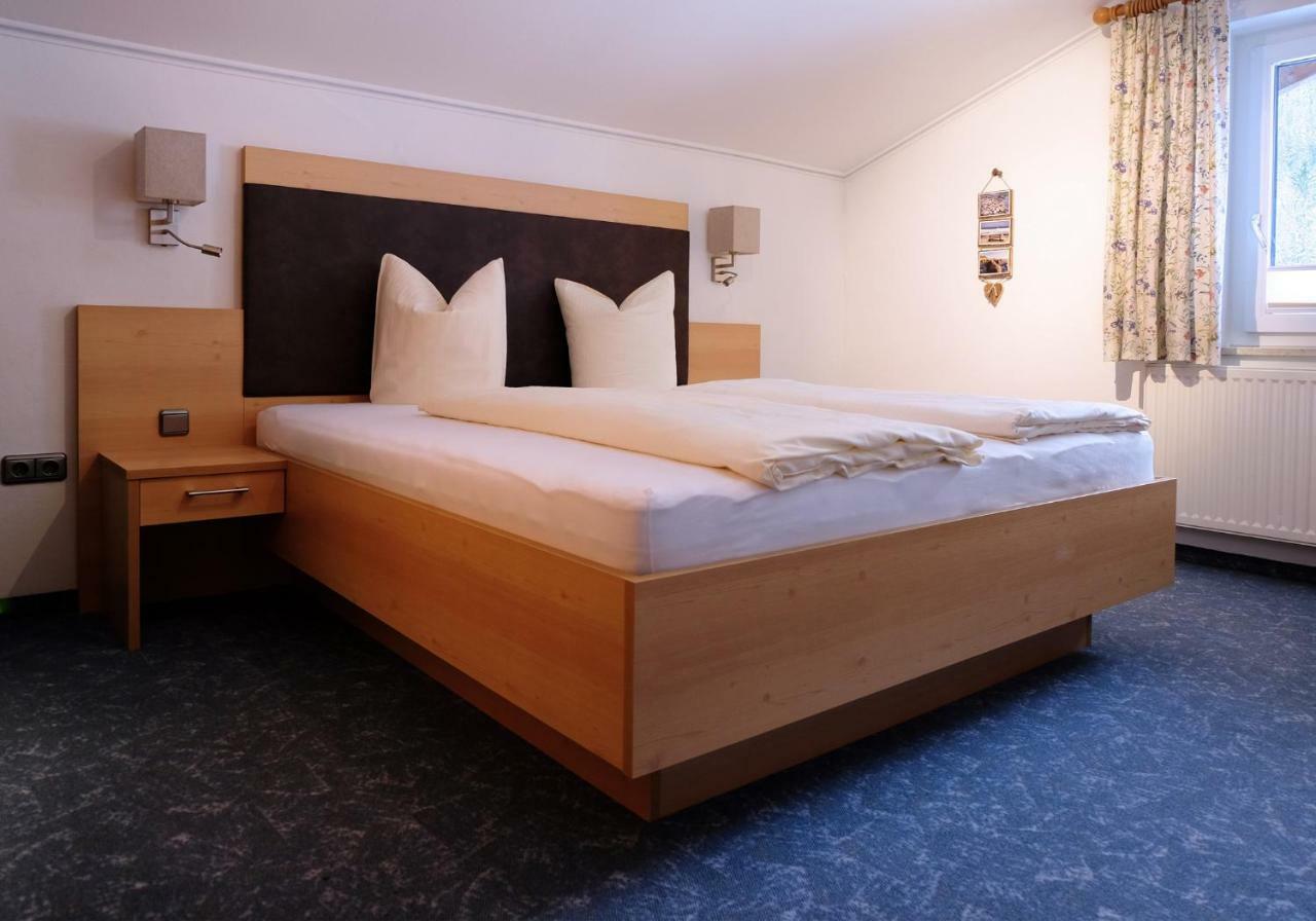Haus Gebhard Lägenhet Reutte Exteriör bild