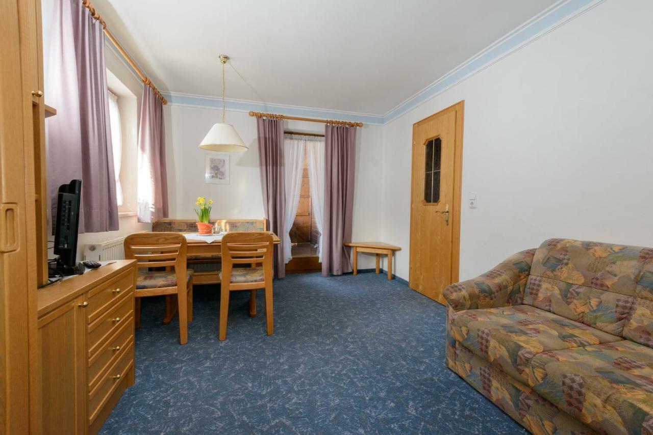 Haus Gebhard Lägenhet Reutte Exteriör bild